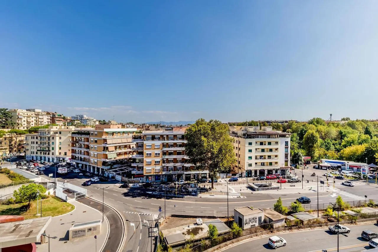 Bbhome Penthouse Bright And Elegant Metro Conca D'Oro Rome 0*,  Italie