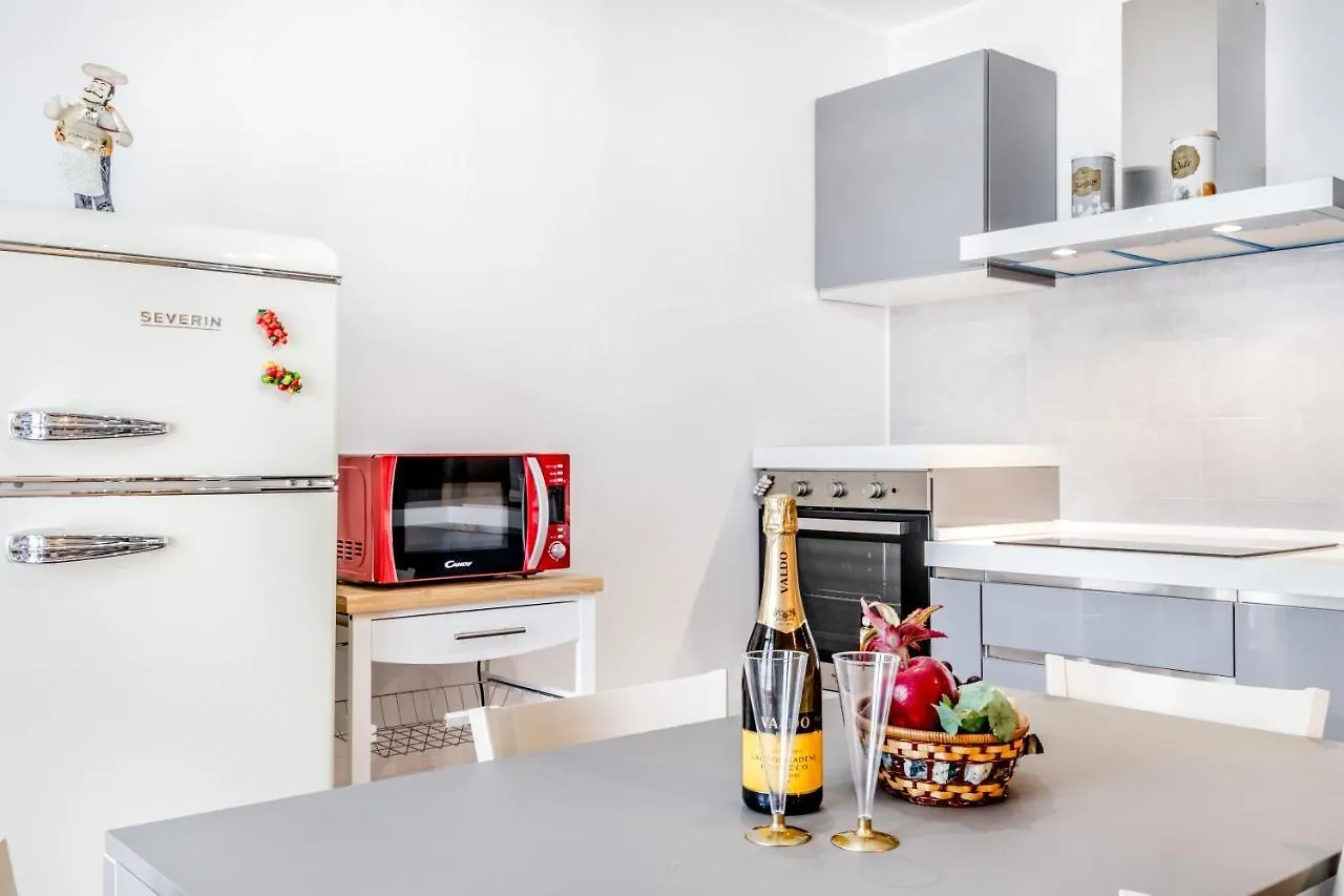 Bbhome Penthouse Bright And Elegant Metro Conca D'Oro Rom Italien