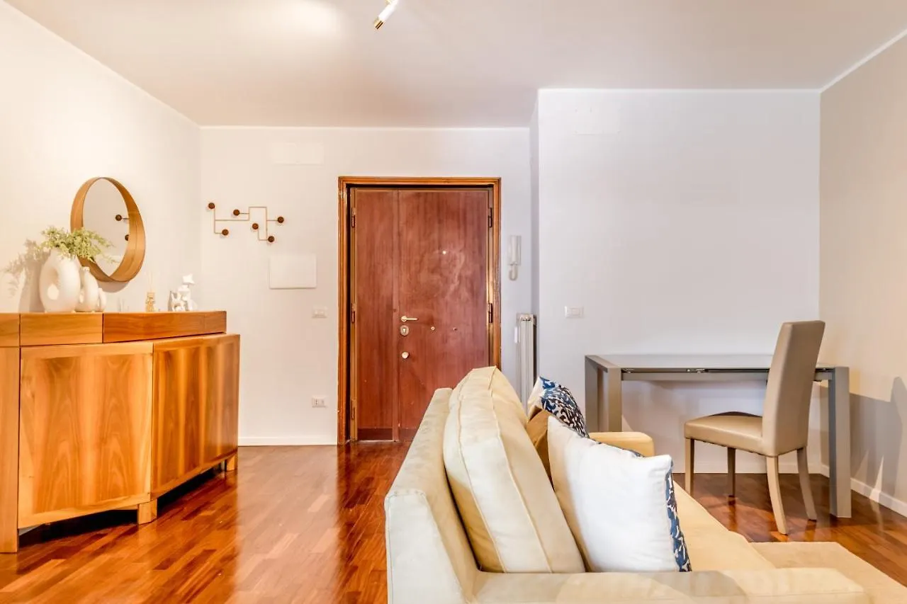 Bbhome Penthouse Bright And Elegant Metro Conca D'Oro Rom Lägenhet