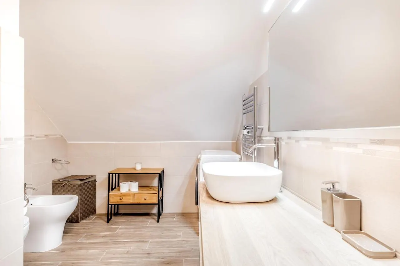 Bbhome Penthouse Bright And Elegant Metro Conca D'Oro Rom 0*,