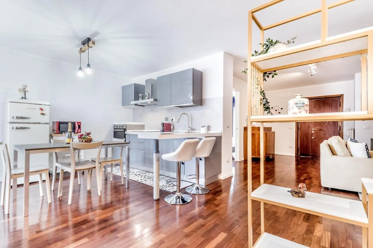 Bbhome Penthouse Bright And Elegant Metro Conca D'Oro Rom 0*,  Italien